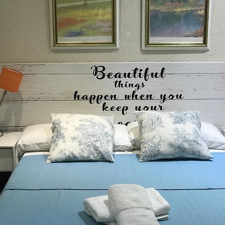 Hostal Aribau 巴塞罗那 外观 照片